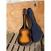Image 3 : vintage acoustic guitar