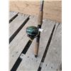 Image 4 : 3 vintage rods and reels