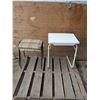 Image 1 : 2 vintage stools with adjustible tv table