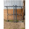 Image 4 : 2 bedframes with headbords