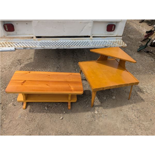 coffee table and corner end table