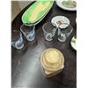 Image 6 : glass/china home décor