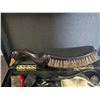 Image 2 : Vintage iona shoe polisher