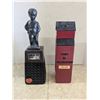 Image 1 : 2 collectible liquor bottles