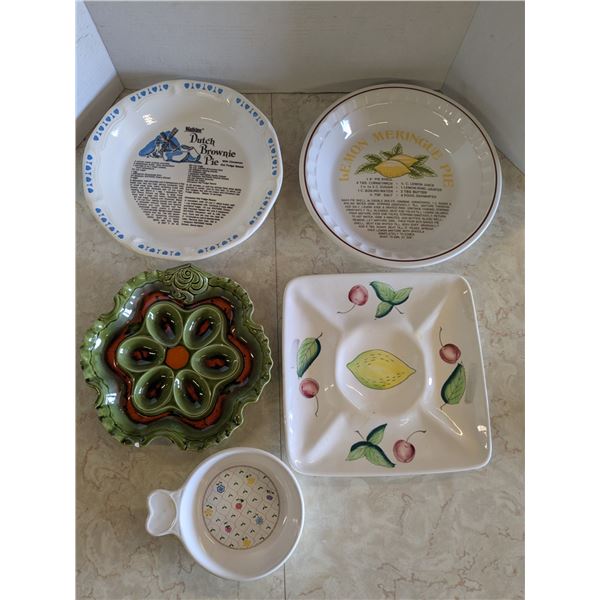Ceramic baking and serving dishes