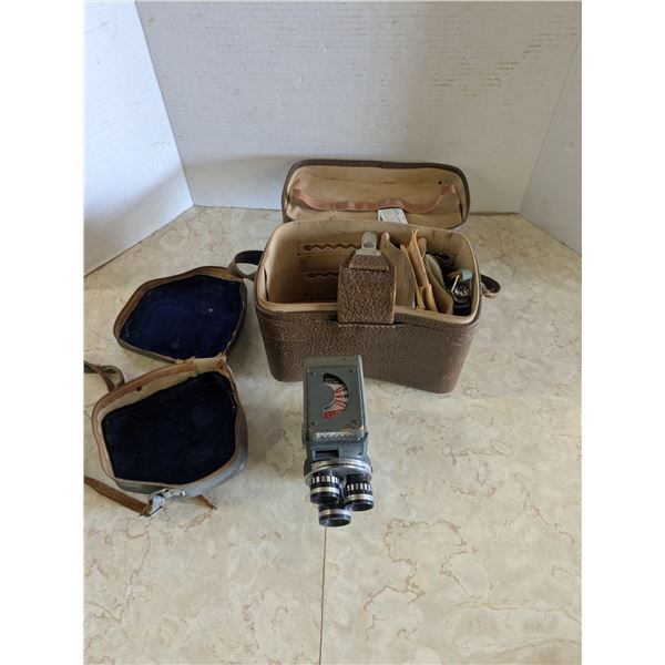 Vintage Camera w/ case and accessories