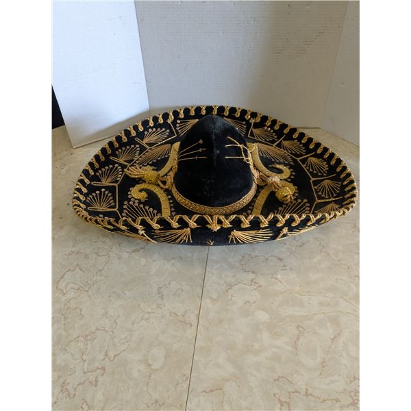 22" sombrero