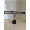 Image 1 : 18" desk lamp