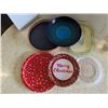 Image 1 : Assorted cserving trays