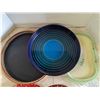 Image 5 : Assorted cserving trays