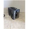 Image 3 : 3 vintage cameras