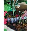 Image 3 : box of fake plants