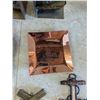 Image 2 : Brass and copper décor, wall hangers, book ends, etc.