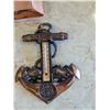 Image 3 : Brass and copper décor, wall hangers, book ends, etc.