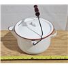 Image 1 : Vintage White Enamel Pot w/ Lid
