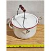 Image 3 : Vintage White Enamel Pot w/ Lid