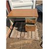 Image 2 : metal office desk, with key 42x24x31"