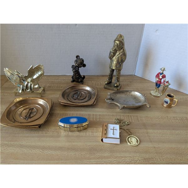 Brass/copper/metal collectibles and décor