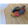 Image 3 : 2 ceramic parrot figurines