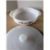 Image 3 : 2 vintage fireking glass pie plates with one lid