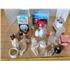 Image 1 : Lot of various collectables- figurines, toilet paper, chalkware