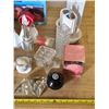 Image 2 : Lot of various collectables- figurines, toilet paper, chalkware