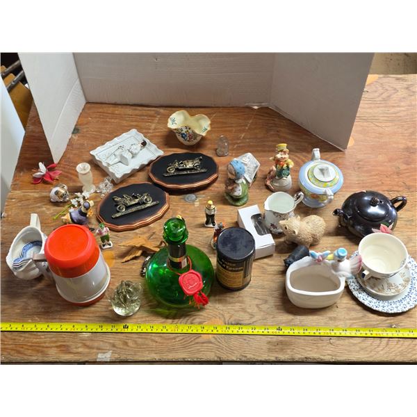 Lot of various collectables, royal doulton china