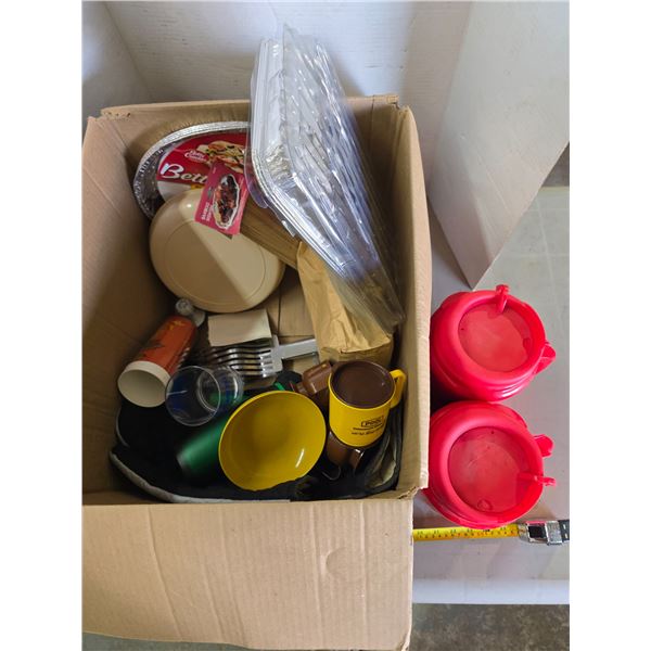 Misc kitchenware items and 2 xtream gulp jugs