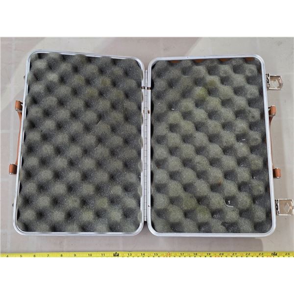 Small gun case- 14" by 9"