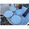 Image 5 : Lot: Plates, Aladdin Lamp Chimney, Lanterns, Figurine
