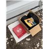 Image 2 : Vinyl Records, Hi-Fi Club Binder, Elvis Presley Singles