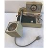Image 1 : Ross Model RE-83 Alarm Clock Radio with Adjustable Lamp