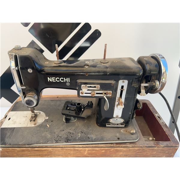 Necchi Electric Sewing Machine Model 61422 with Wood Base