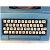 Image 4 : Smith-Corona Blue Courier Manual Typewriter with Case