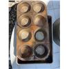 Image 7 : Metal Cookware And Baking Pans