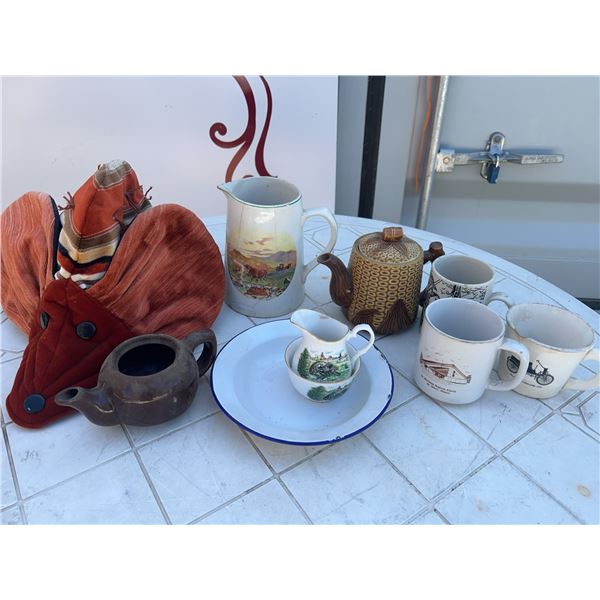 Lot: Teapots, Vintage Cups, BCM Nelson Pitcher, Unique Tea Cozy