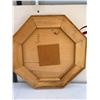 Image 5 : Bentley’s Octagonal Wood Crokinole Board Canada