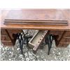 Image 9 : Singer Treadle Sewing Machine in Ornate Cabinet, 35" x 19" x 31.5"