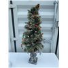 Image 9 : Holiday Decor: Lights, Rope Light, Artificial Tree