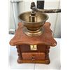 Image 5 : Lot: Watches, Jewelry, Figurines, Coffee Grinder, And Collectibles