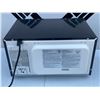 Image 4 : RCA Countertop Microwave Oven Black