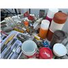 Image 15 : Kitchenware And Utensils