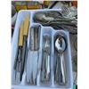 Image 2 : Kitchenware And Utensils