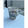 Image 2 : Decorative Household Items and Collectibles Lot
