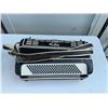 Image 4 : Hagstrom Accordion with Case and Straps