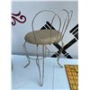 Image 5 : Wire Frame Chair With Fabric Seat and Playing Card Design Board