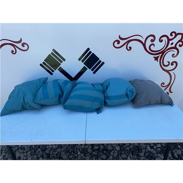 Five Couch Pillows in Blue and Grey