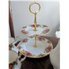 Image 6 : Royal Albert Old Country Roses Bone China Dinnerware Set