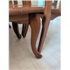 Image 19 : Vintage Fir Dining Table with Removable Leaf and Four Chairs