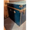 Image 5 : Blue Metal Steamer Trunk with Brass Hardware